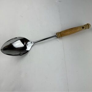 Vintage Ekco Measuring Spoon Serving Spoon Metal with Wooden Handle SEE ALL PICS